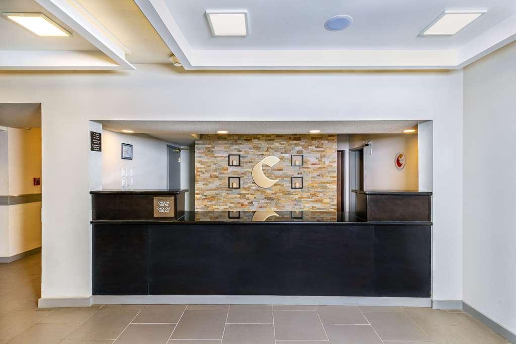 Comfort Inn & Suites Йорктон Интерьер фото