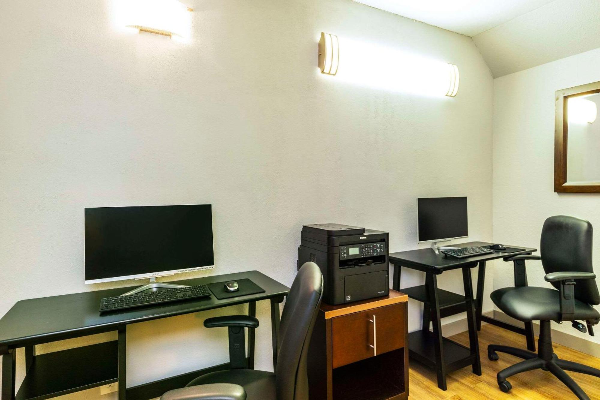 Comfort Inn & Suites Йорктон Экстерьер фото