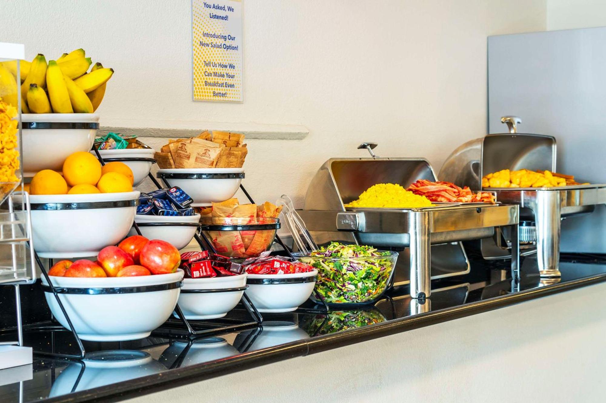 Comfort Inn & Suites Йорктон Экстерьер фото