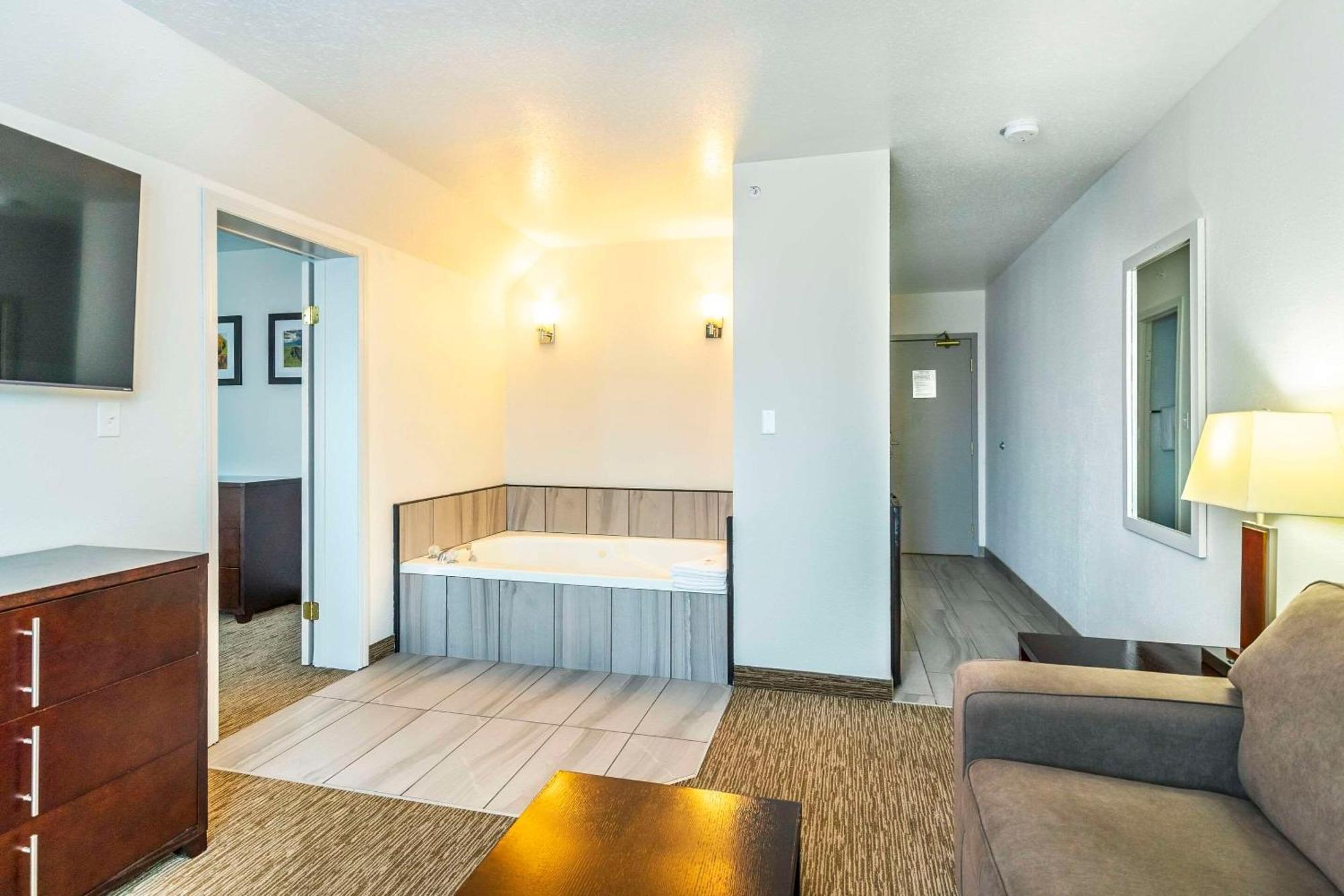 Comfort Inn & Suites Йорктон Экстерьер фото