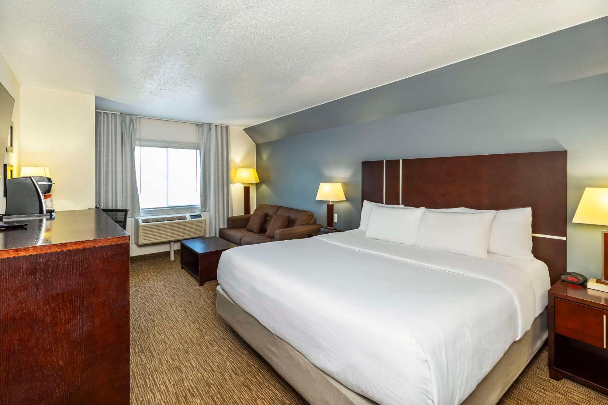 Comfort Inn & Suites Йорктон Экстерьер фото